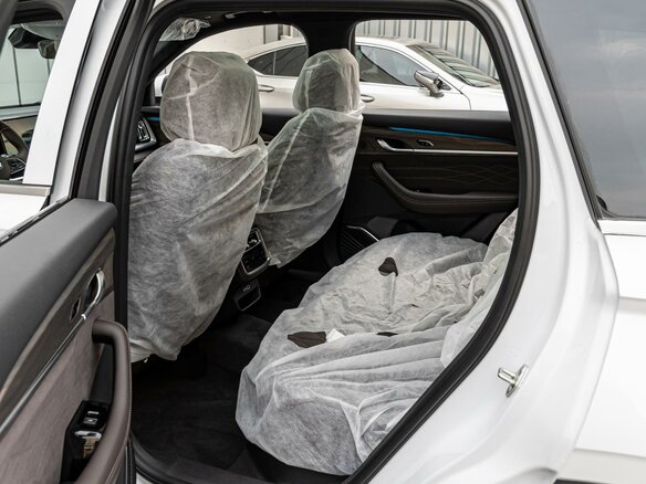 2026 Geely Monjaro (Xingyue L) I Рестайлинг 2 (China Market), белый, 4399000 рублей - вид 10