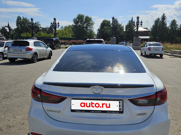 2015 Mazda 6 III (GJ) Рестайлинг, белый, 1700000 рублей - вид 4