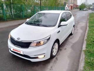2015 Kia Rio III Рестайлинг, белый, 950000 рублей, вид 2