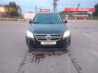 2011 Volkswagen Tiguan I, чёрный, 980000 рублей, вид 2