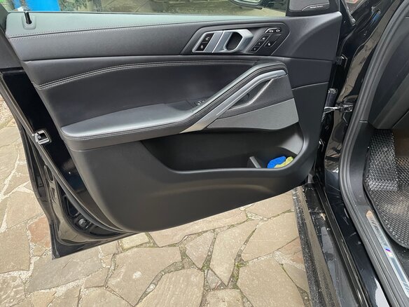 2020 BMW X6 30d III (G06), чёрный, 8000000 рублей - вид 7