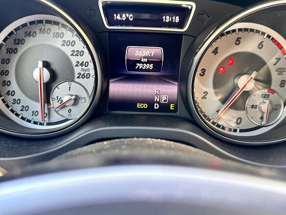 2014 Mercedes-Benz GLA 250 I (X156), серый, 1900000 рублей - вид 7