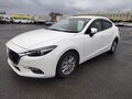 2018 Mazda Axela III Рестайлинг, белый, 1100000 рублей