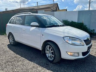 2012 Skoda Fabia II Рестайлинг, белый, 550000 рублей, вид 2