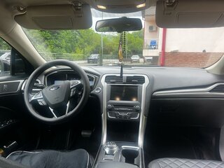 2017 Ford Fusion (North America) II Рестайлинг, белый, 1350000 рублей, вид 4