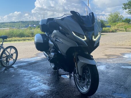 2021 BMW R 1250 RT, белый, 1900000 рублей, вид 1