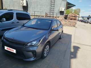 2017 Kia Rio IV, серый, 950000 рублей, вид 1