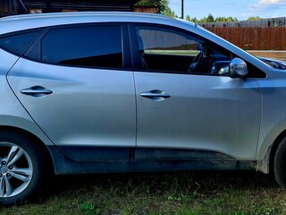 2013 Hyundai ix35 I, серебристый, 1100000 рублей, вид 2