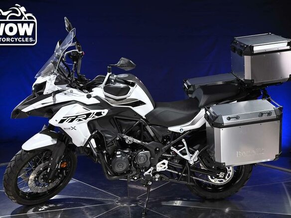 2022 Benelli Tre-K 1130, белый - вид 5