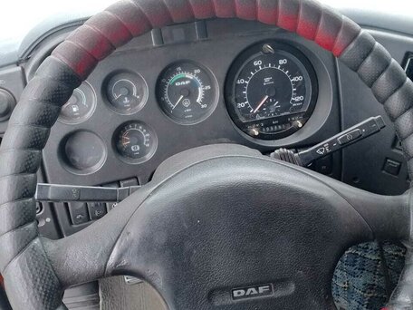 1993 DAF 95XF, оранжевый, 1200000 рублей, вид 3