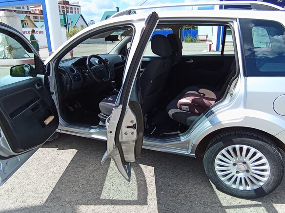 2008 Ford Fusion I Рестайлинг, серебристый, 380000 рублей - вид 7