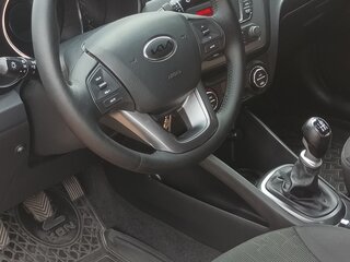 2014 Kia Rio 6-speed III, красный, 1050000 рублей, вид 4