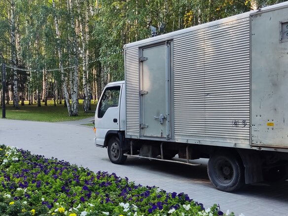 1997 Isuzu Elf (N-series), белый, 700000 рублей - вид 1