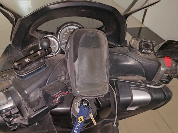 2010 Yamaha TMAX, чёрный, 340000 рублей - вид 3