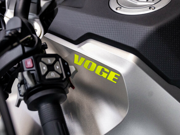 2026 Voge 900DSX, зелёный, 1033000 рублей - вид 36
