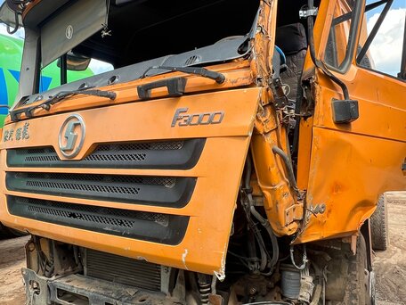 2011 Shacman (Shaanxi) F3000, оранжевый, 1000000 рублей, вид 4