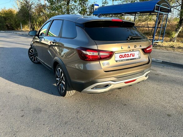 2024 Lada (ВАЗ) Vesta SW Cross I Рестайлинг (NG), коричневый, 1430000 рублей - вид 1