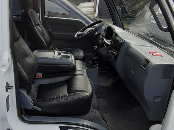2004 Kia K-Series, белый, 1200000 рублей - вид 13