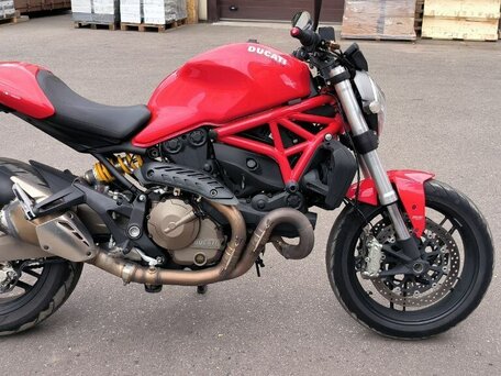 2015 Ducati Monster 821, красный, 600000 рублей, вид 1