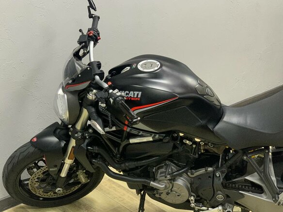 2019 Ducati Monster 821, чёрный - вид 16