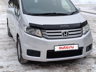 2013 Honda Freed Spike I Рестайлинг, серый, 1150000 рублей, вид 1