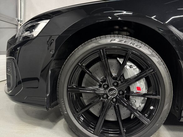 2026 Audi S8 IV (D5) Рестайлинг, чёрный, 27000000 рублей - вид 2