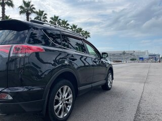 2016 Toyota RAV4 IV (XA40) Рестайлинг, чёрный, 3100000 рублей, вид 4