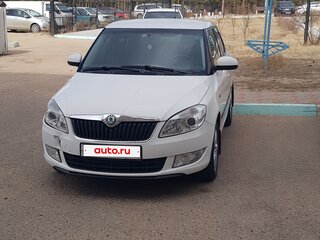 2011 Skoda Fabia II Рестайлинг, белый, 855555 рублей, вид 2