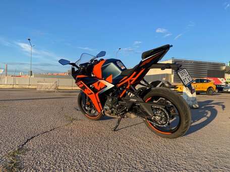 2022 KTM RC 390, синий, 395000 рублей, вид 5