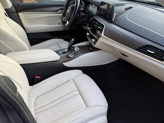 2018 BMW 6 серии Gran Turismo 630d IV (G32), серебристый, 4000000 рублей, вид 5