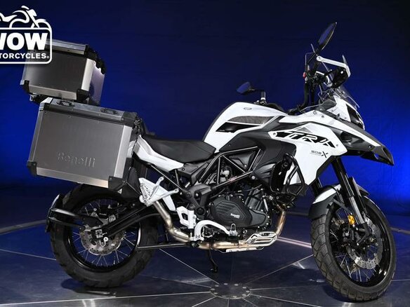 2022 Benelli Tre-K 1130, белый - вид 1
