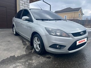 2009 Ford Focus II Рестайлинг, серебристый, 560000 рублей, вид 3