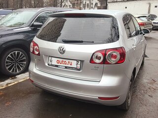 2013 Volkswagen Golf Plus II, серебристый, 590000 рублей, вид 4