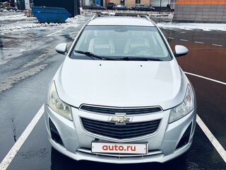2013 Chevrolet Cruze I Рестайлинг, серебристый, 820000 рублей, вид 2