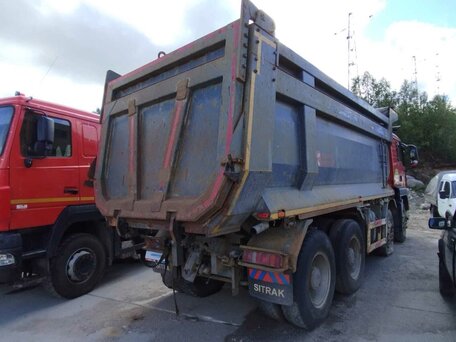 2022 Sinotruk Sitrak C7H, красный, 2348775 рублей, вид 3