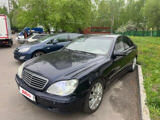 2000 Mercedes-Benz S-Класс 320 IV (W220), синий, 550000 рублей, вид 1