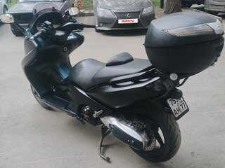 2005 Yamaha TMAX, чёрный, 450000 рублей, вид 5