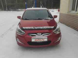 2013 Hyundai Solaris I, красный, 950000 рублей, вид 2