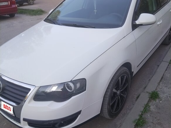 2009 Volkswagen Passat B6, белый, 700000 рублей - вид 1