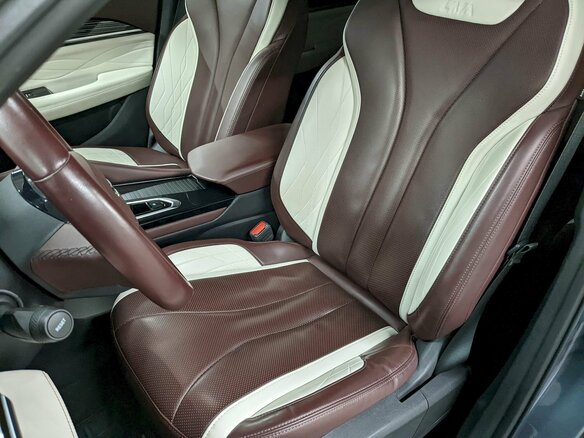 2023 Geely Monjaro I, серый, 2440000 рублей - вид 13