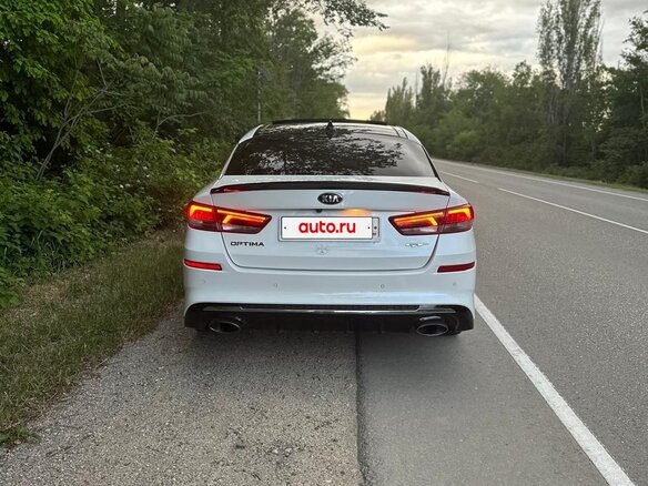 2018 Kia Optima IV Рестайлинг, белый, 2270000 рублей - вид 6