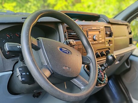 2014 Ford Transit, золотистый, 1850000 рублей, вид 5