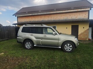 2008 Mitsubishi Pajero IV, бежевый, 1470000 рублей, вид 4