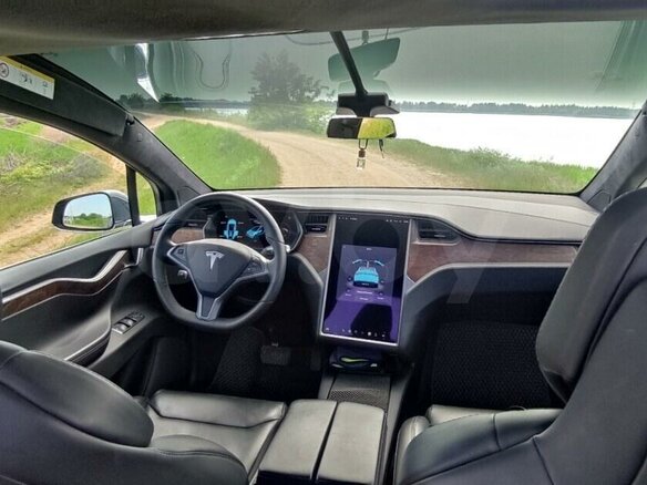 2018 Tesla Model X 100D I, серый, 3011172 рублей - вид 9