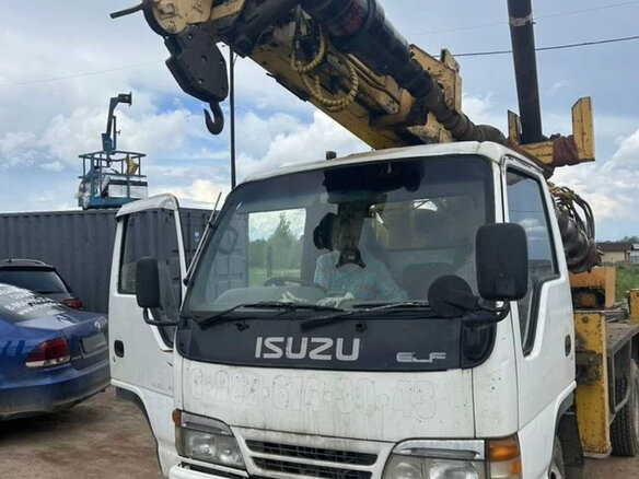 1996 Isuzu Автобуровая, белый, 3500000 рублей