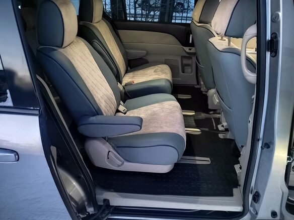 2008 Mazda MPV III (LY), серый, 1200000 рублей - вид 16