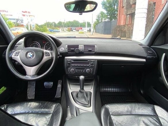 2004 BMW 1 серии 120d I (E81/E82/E87/E88), чёрный, 850000 рублей - вид 16