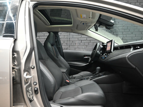 2023 Toyota Levin XII (E210) Рестайлинг, коричневый, 2620000 рублей - вид 10
