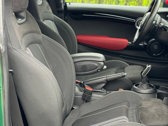 2020 Mini Hatch JCW III (F55/F56) Рестайлинг, зелёный, 3000000 рублей - вид 14