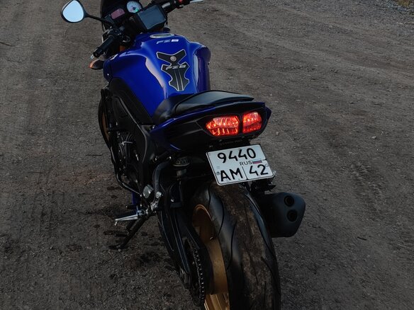 2011 Yamaha FZ8, синий, 650000 рублей